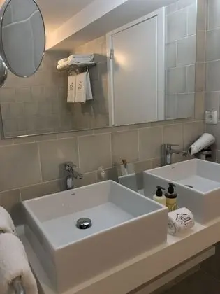 Apart Daire, Deniz Manzaralı (Grey)