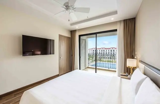 Standard Oda (King Bed)