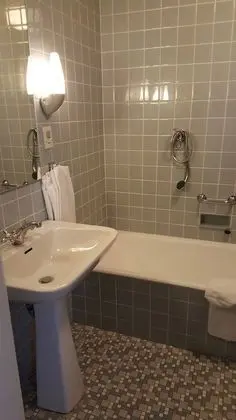 Superior Tek Büyük veya İki Ayrı Yataklı Oda