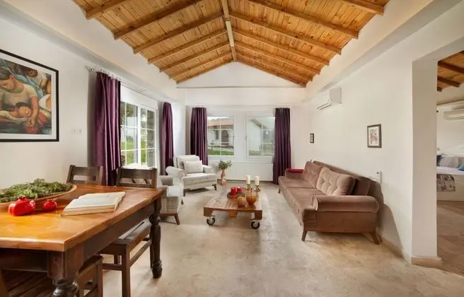 Executive Suite, Bahçe Manzaralı