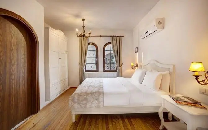 King Suite, Bahçe Manzaralı, Şömineli