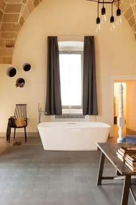 Junior Süit, 1 Yatak Odası, Küvet