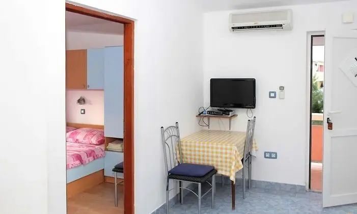 Apart Daire (VINK - 80 m from beach - A2(4))