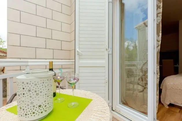 Tek Büyük Yataklı Oda, Balkon, Bahçe Manzaralı