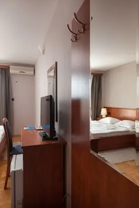 Classic Tek Büyük veya İki Ayrı Yataklı Oda, Balkon, Dağ Manzaralı (See and Mountain View)