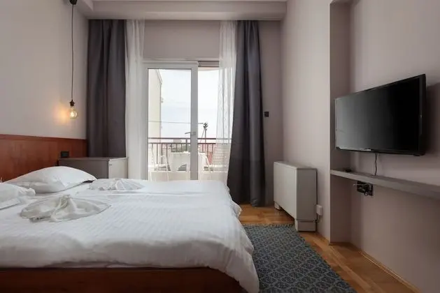 Comfort Tek Büyük Yataklı Oda, Balkon, Deniz Manzaralı