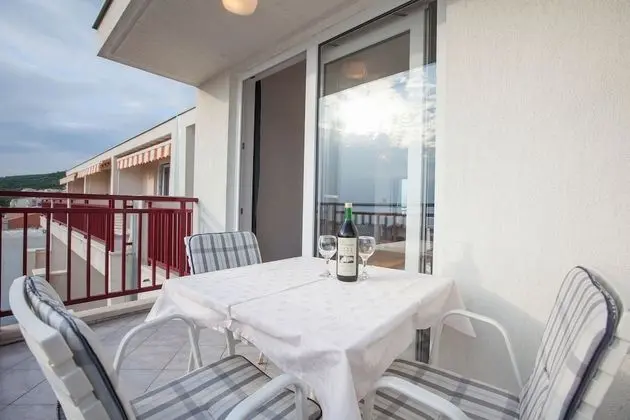 Comfort Tek Büyük Yataklı Oda, Balkon, Deniz Manzaralı