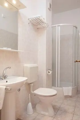 Comfort Tek Büyük Yataklı Oda, Balkon, Deniz Manzaralı
