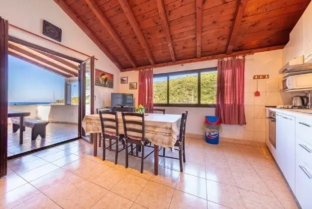 Ev (Vinkli - amazing sea view - H(8))