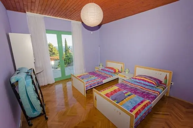 Apart Daire (Vinko - 80 m from beach - A2(4+2))