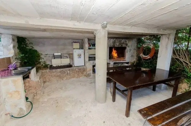 Apart Daire (Vinko - 80 m from beach - A2(4+2))