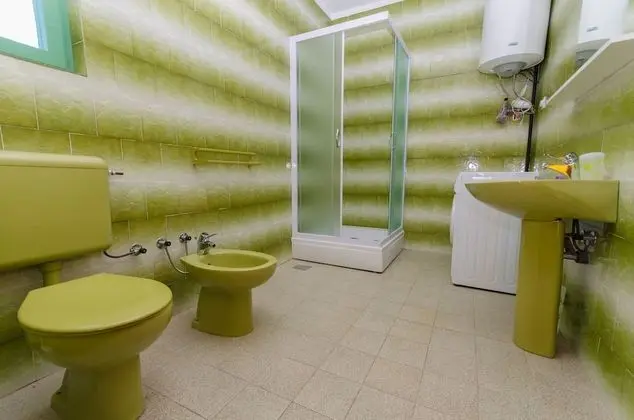 Apart Daire (Vinko - 80 m from beach - A2(4+2))