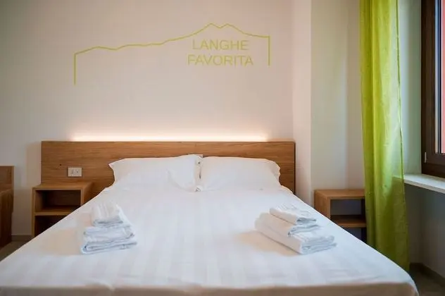 Basic Tek Büyük veya İki Ayrı Yataklı Oda (Langhe favorita)