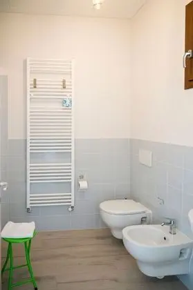 Basic Tek Büyük veya İki Ayrı Yataklı Oda (Langhe favorita)