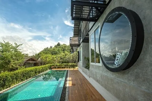 One Bedroom Duplex