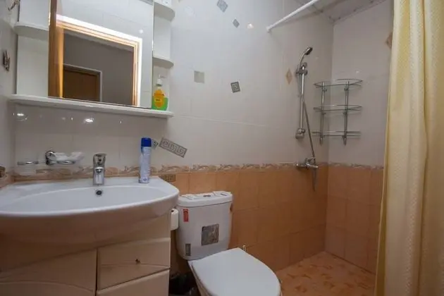 Standard Tek Büyük Yataklı Oda