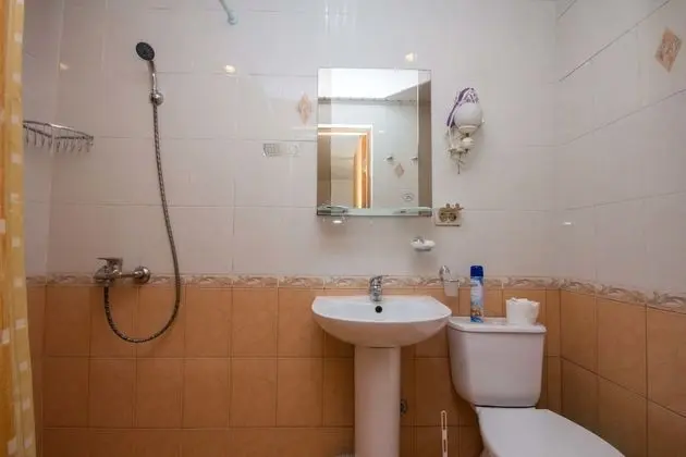 Standard Tek Büyük Yataklı Oda