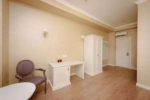 Honeymoon Oda, Üzüm Asması Manzaralı