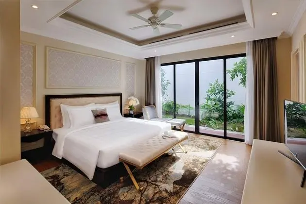 Villa, 2 Yatak Odası, Havuz Manzaralı