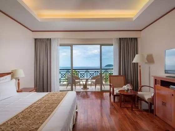 Deluxe Tek Büyük Yataklı Oda, Okyanus Manzaralı (Grand)