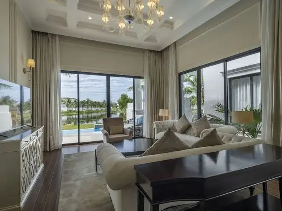Villa, 3 Yatak Odası, Kişiye Özel Havuzlu (VinWonders & Safari  Parks Access)