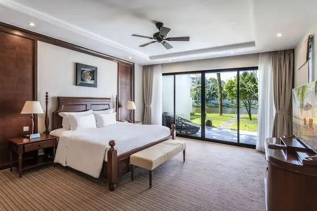 Villa, 3 Yatak Odası, Kişiye Özel Havuzlu, Göl Manzaralı (Safari Parks Access)