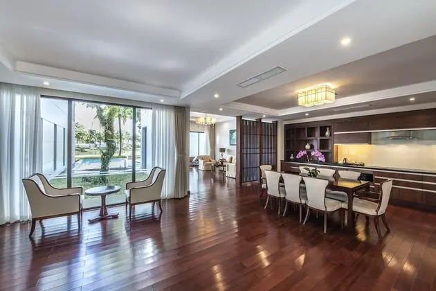Villa, 3 Yatak Odası, Kişiye Özel Havuzlu, Göl Manzaralı (Safari Parks Access)