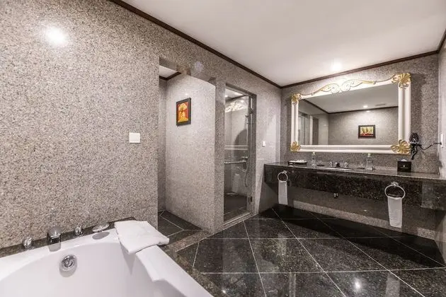 Villa, 3 Yatak Odası, Kişiye Özel Havuzlu, Göl Manzaralı (Safari Parks Access)