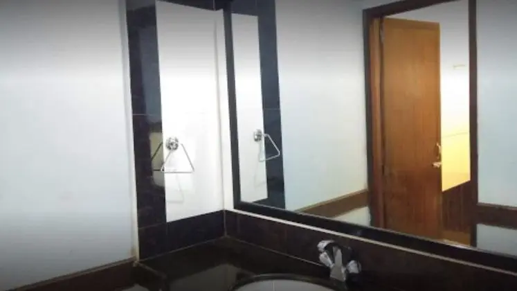 Deluxe Tek Büyük Yataklı Oda, 1 Çift Kişilik Yatak, Sigara İçilmez