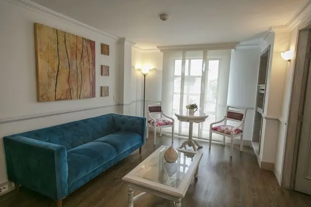 Master suite