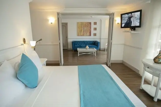 Master suite
