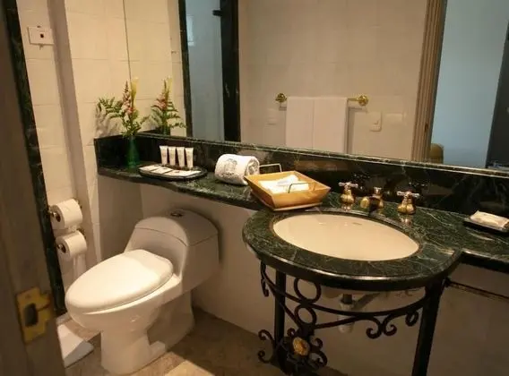 Master suite