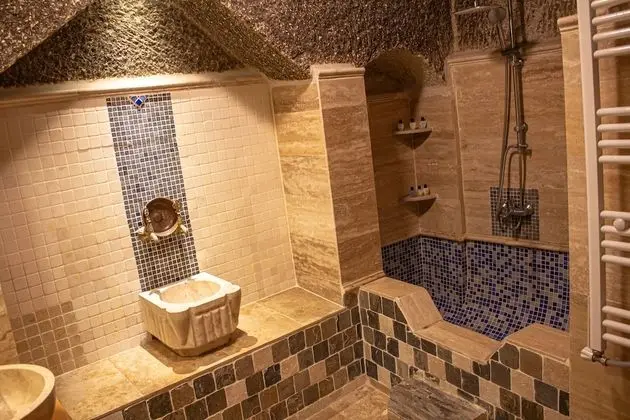 Deluxe Room with Bath