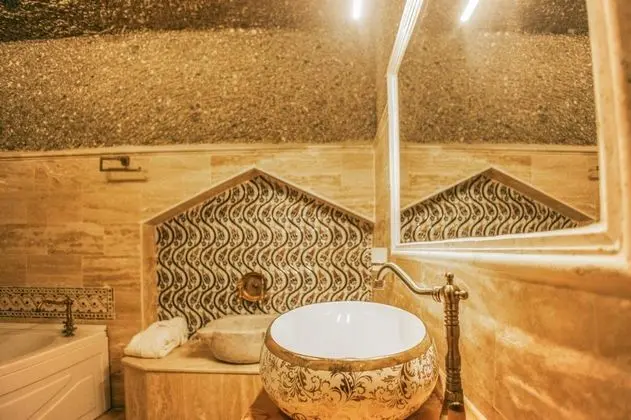 https://images.odamax.com/img/1024x768/odamax/image/upload/Vintage_Cave_House_202605051340139__T6A3224.jpg