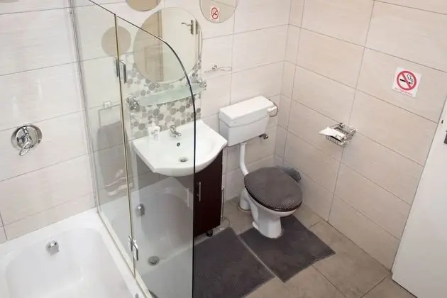 Basic Tek Büyük Yataklı Oda