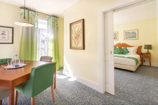 Master Suite River View