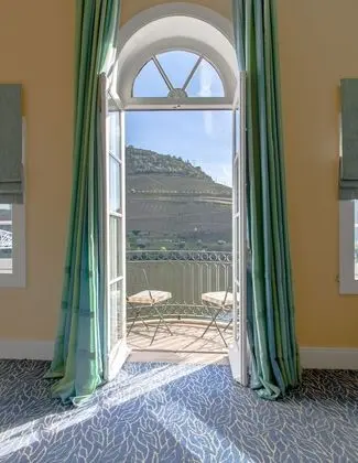 Master Suite River View
