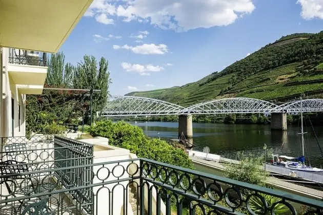 Master Suite River View