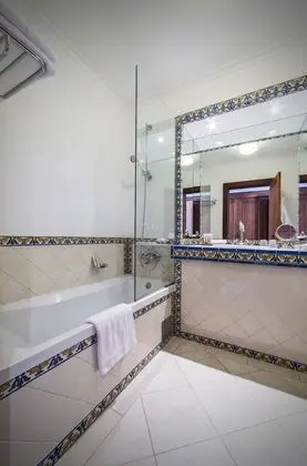 Tek Büyük Yataklı Oda, Balkon, Nehir Manzaralı