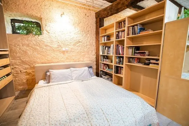 Stüdyo (Studio)