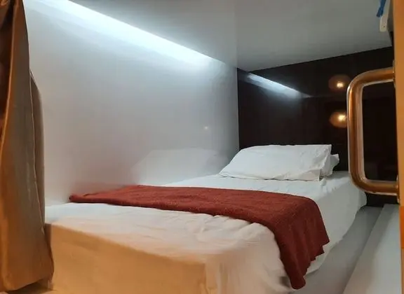Ortak Ranzalı Oda, Karma Ranzalı Oda