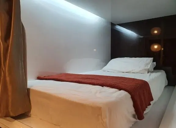 Ortak Ranzalı Oda, Karma Ranzalı Oda