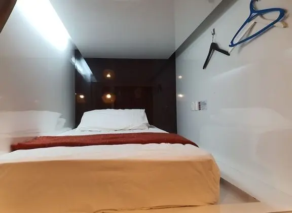 Ortak Ranzalı Oda, Karma Ranzalı Oda