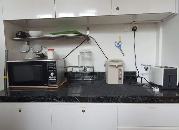 Ortak Ranzalı Oda, Karma Ranzalı Oda