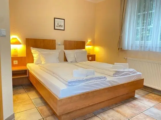 Tek Büyük Yataklı Oda