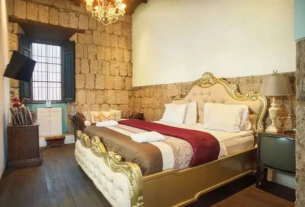 Junior Stüdyo Süit