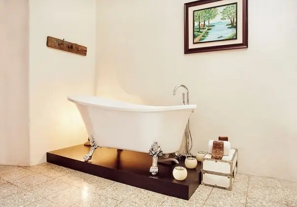 Junior Stüdyo Süit