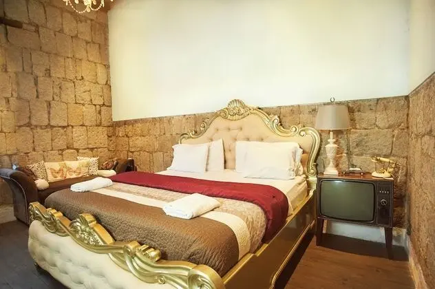 Junior Stüdyo Süit