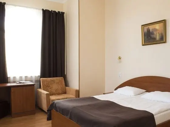 Comfort Tek Büyük Yataklı Oda