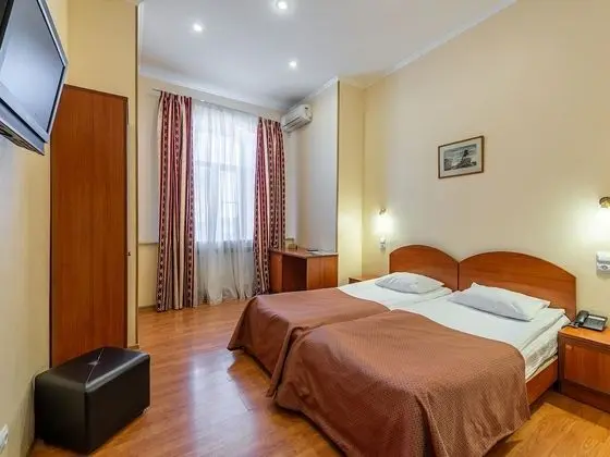 Standard Tek Büyük veya İki Ayrı Yataklı Oda